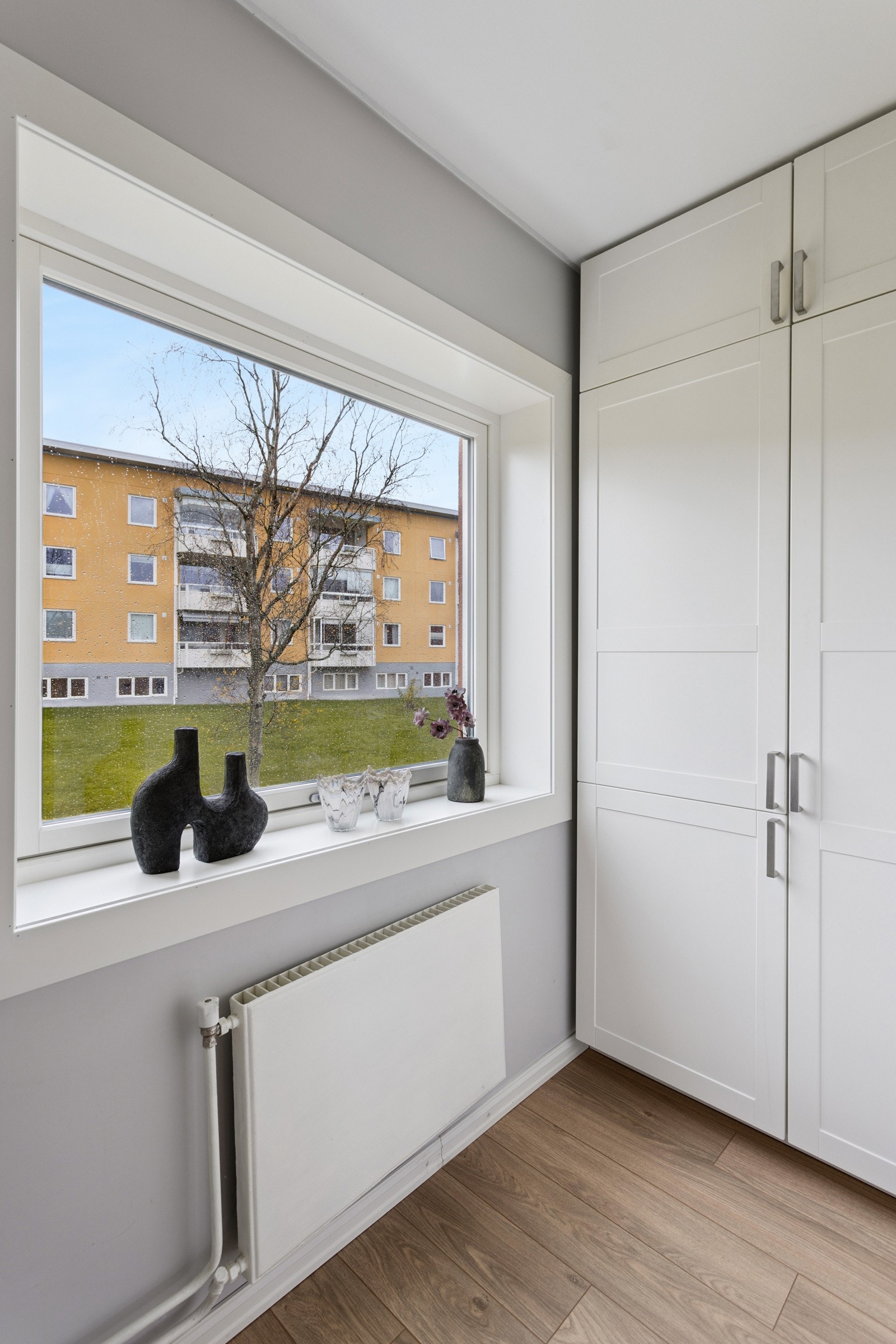 Godt med skapplass på kjøkken. Galleribilde