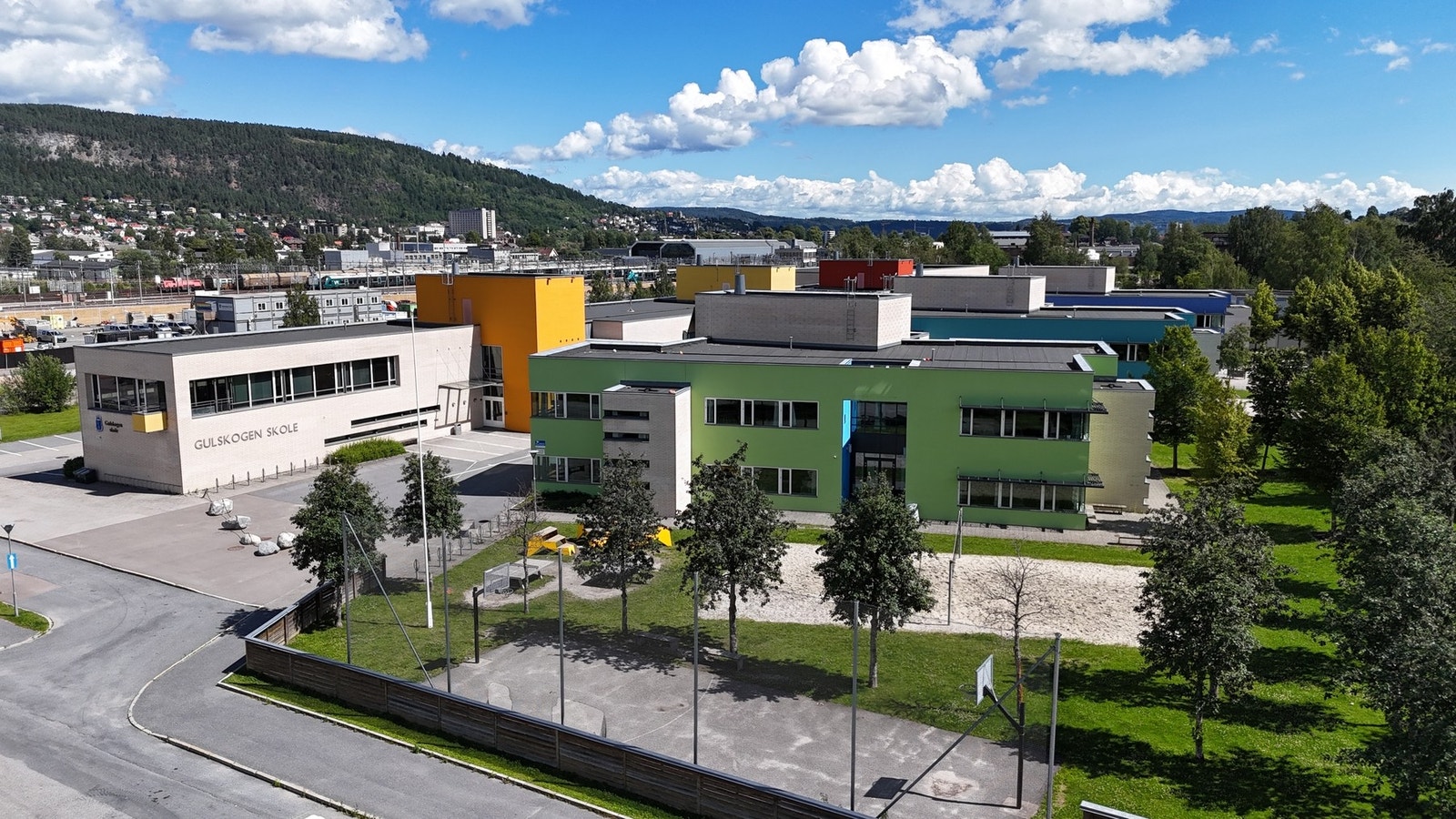 Gulskogen skole 1. - 10. trinn Galleribilde