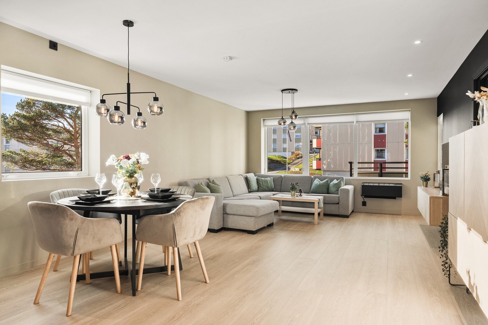 Lys og flott stue på 29,6 m². Galleribilde
