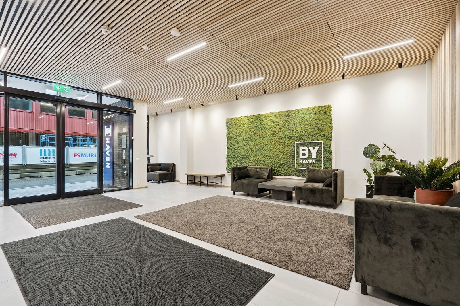 Hyggelig inngangsparti Galleribilde