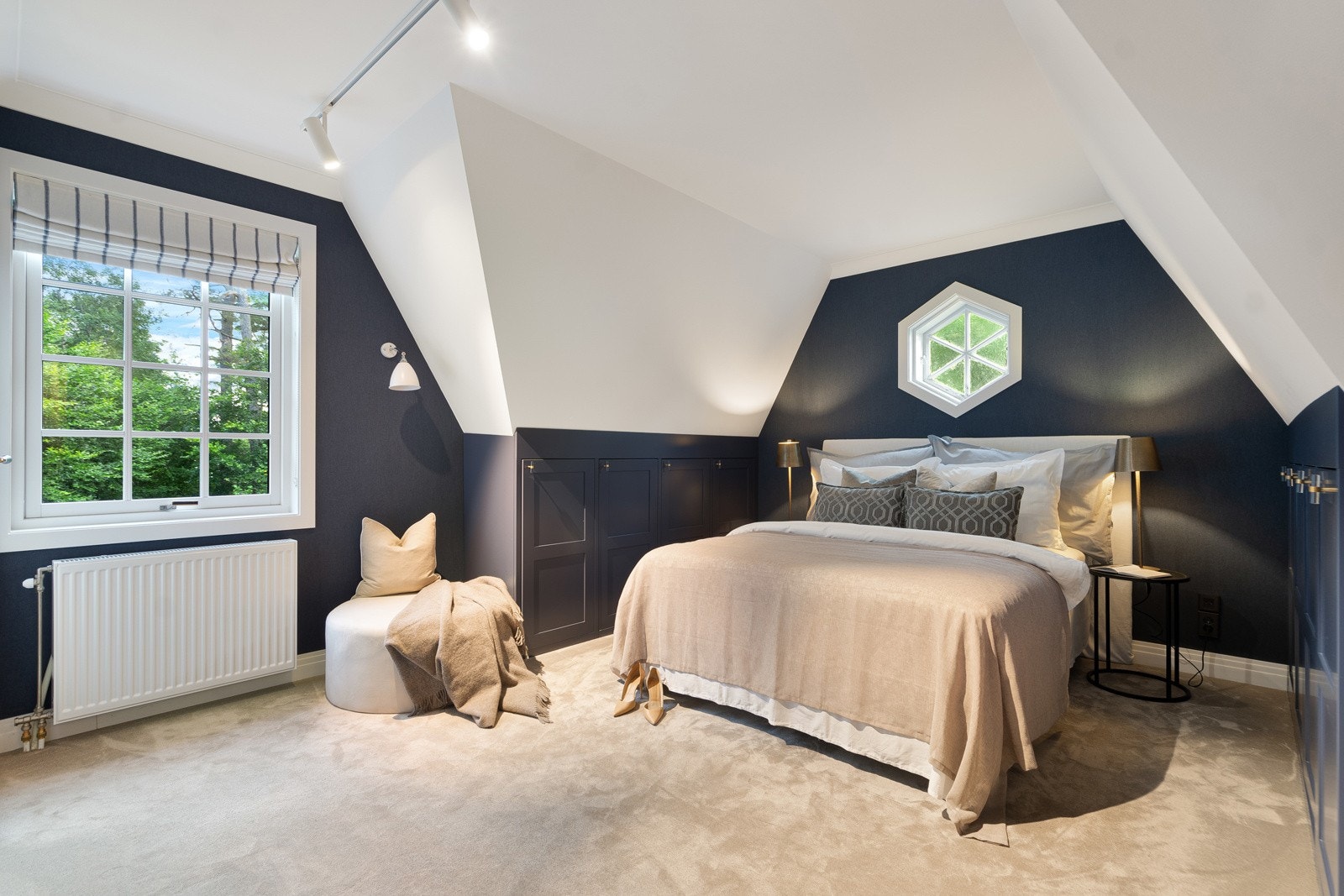 Hovedsoverom med eget bad Galleribilde