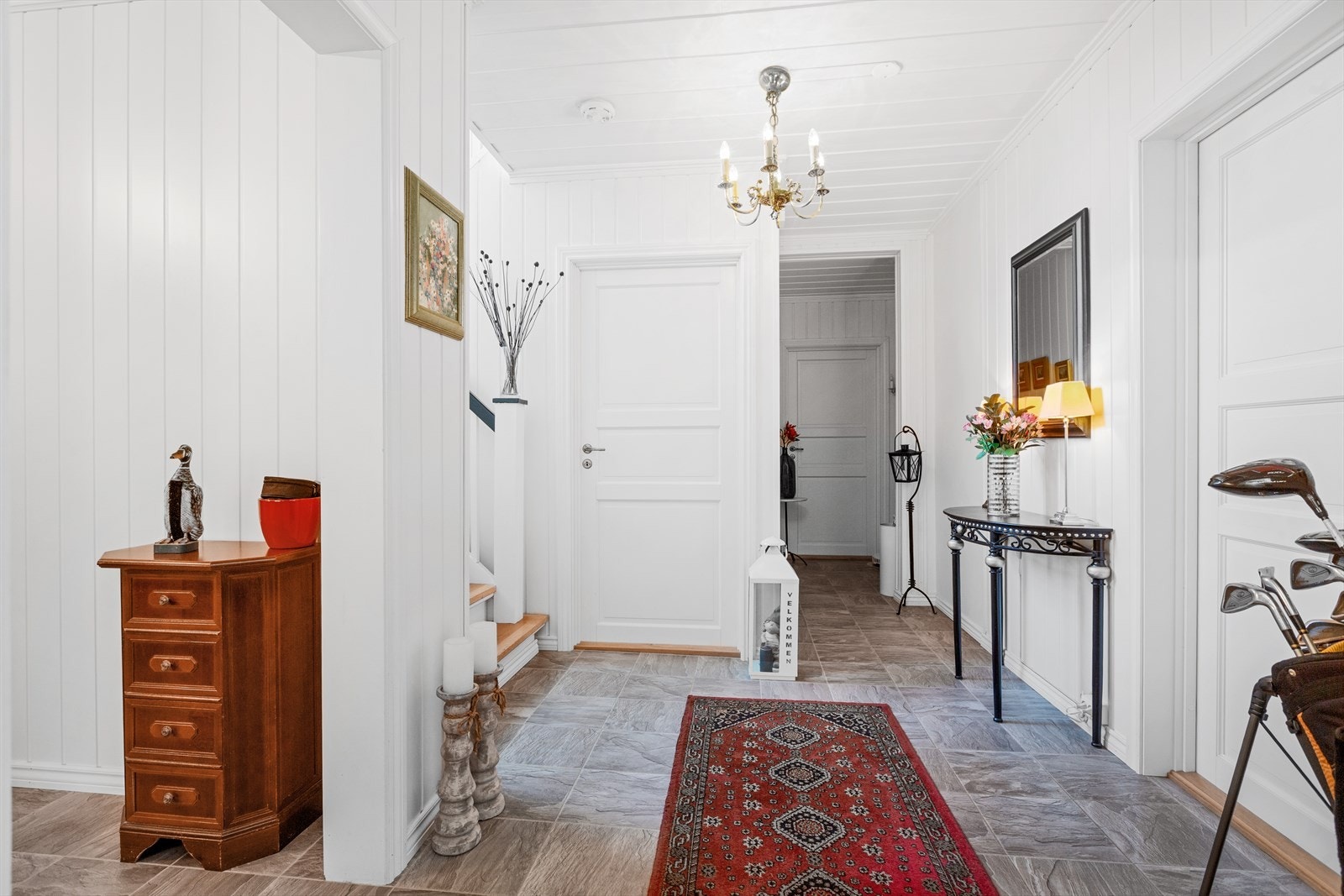 Hall/trapperom. Galleribilde