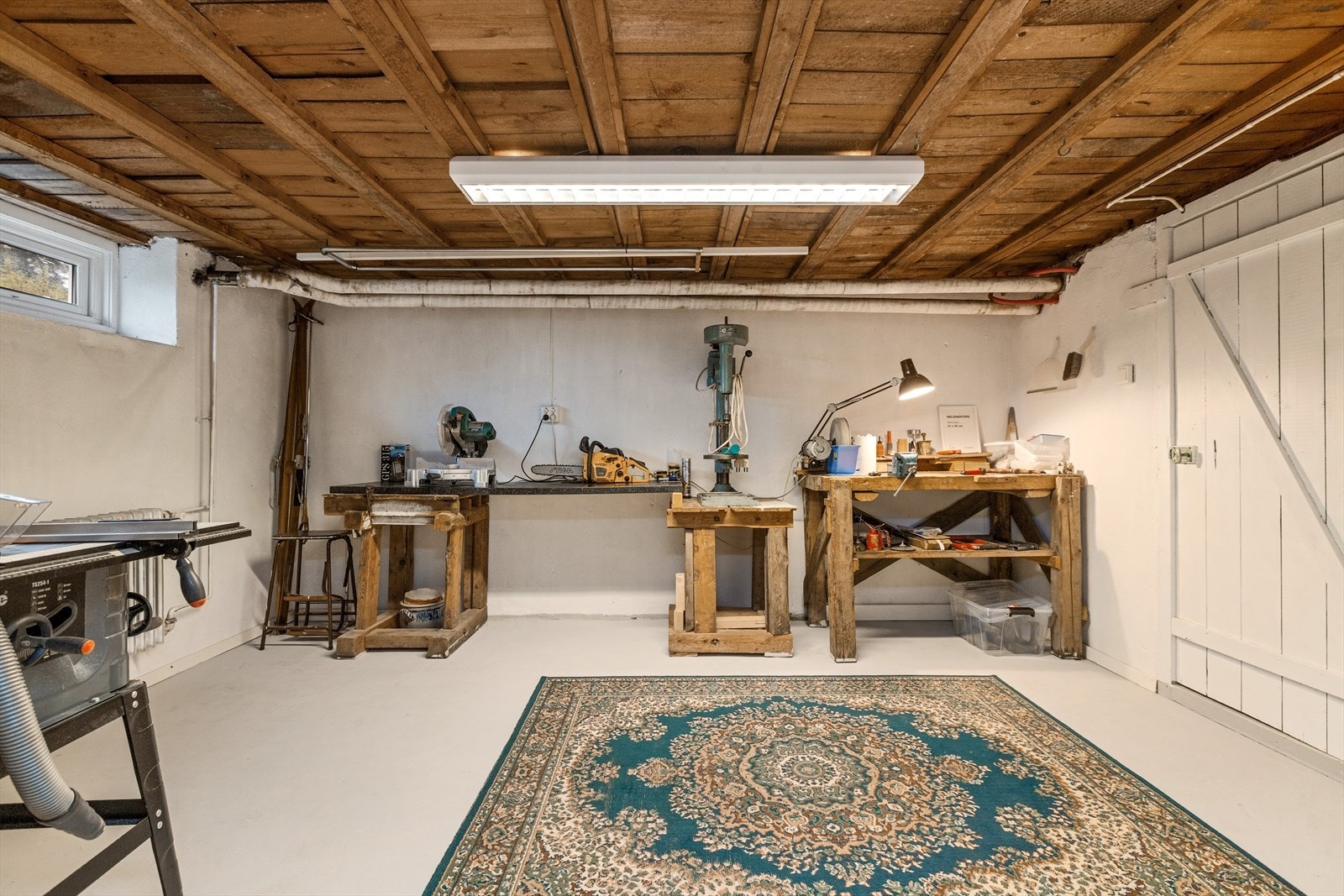 Kjellerrom Galleribilde