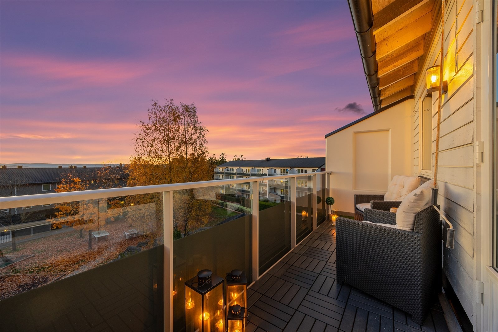 God plass til utemøbler og beplantning. Galleribilde