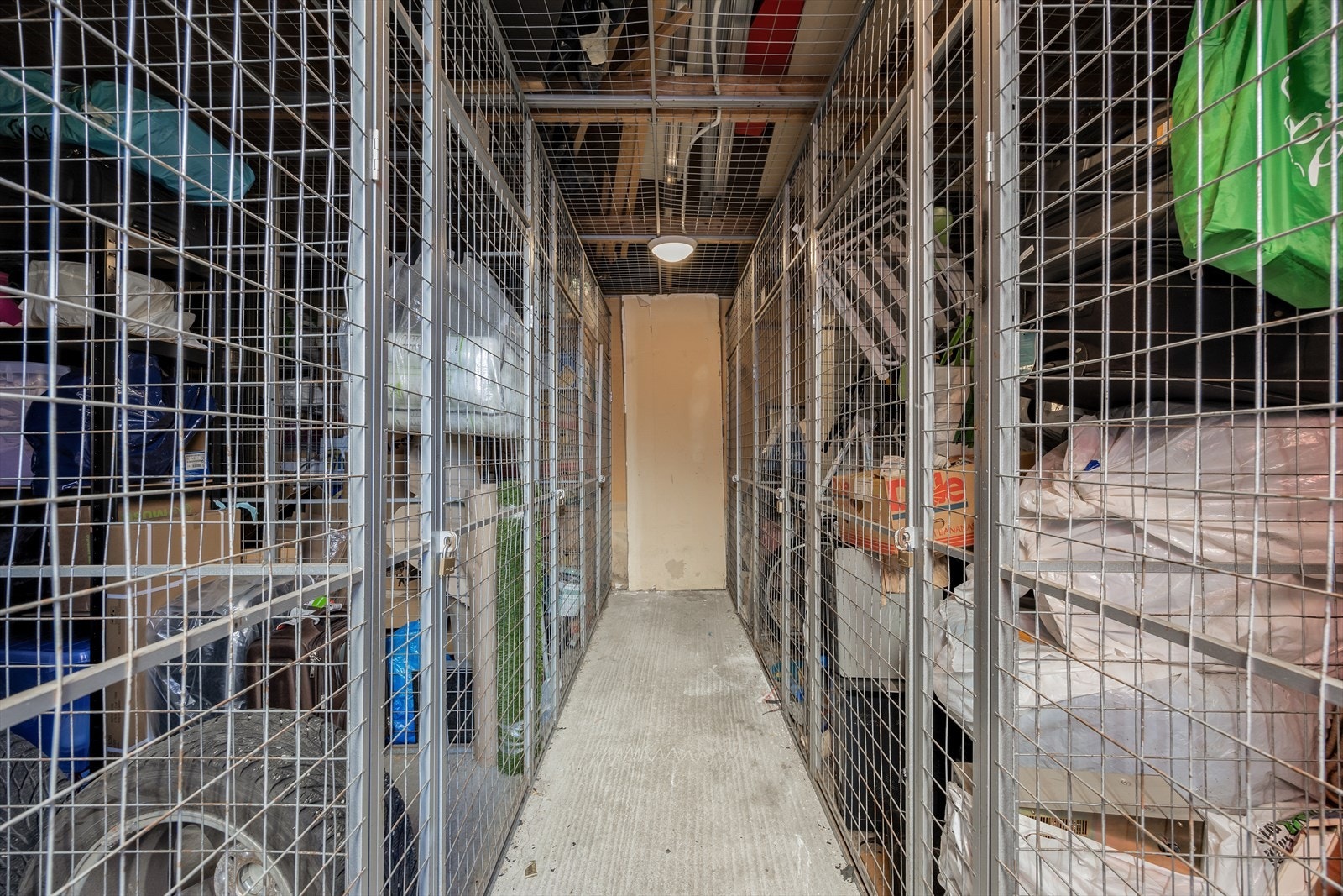 Leiligheten disponerer en romslig bod på 4 kvm egen bod for ekstra lagring. Galleribilde