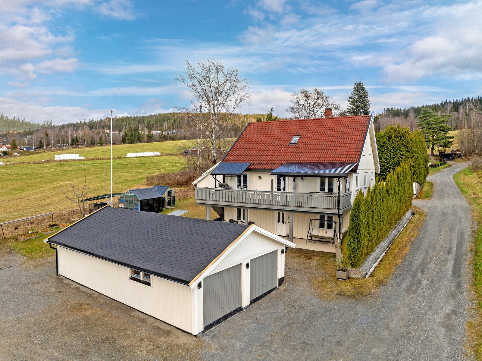 Velkommen til eiendommen Hamarvegen 261 A/B. Galleribilde