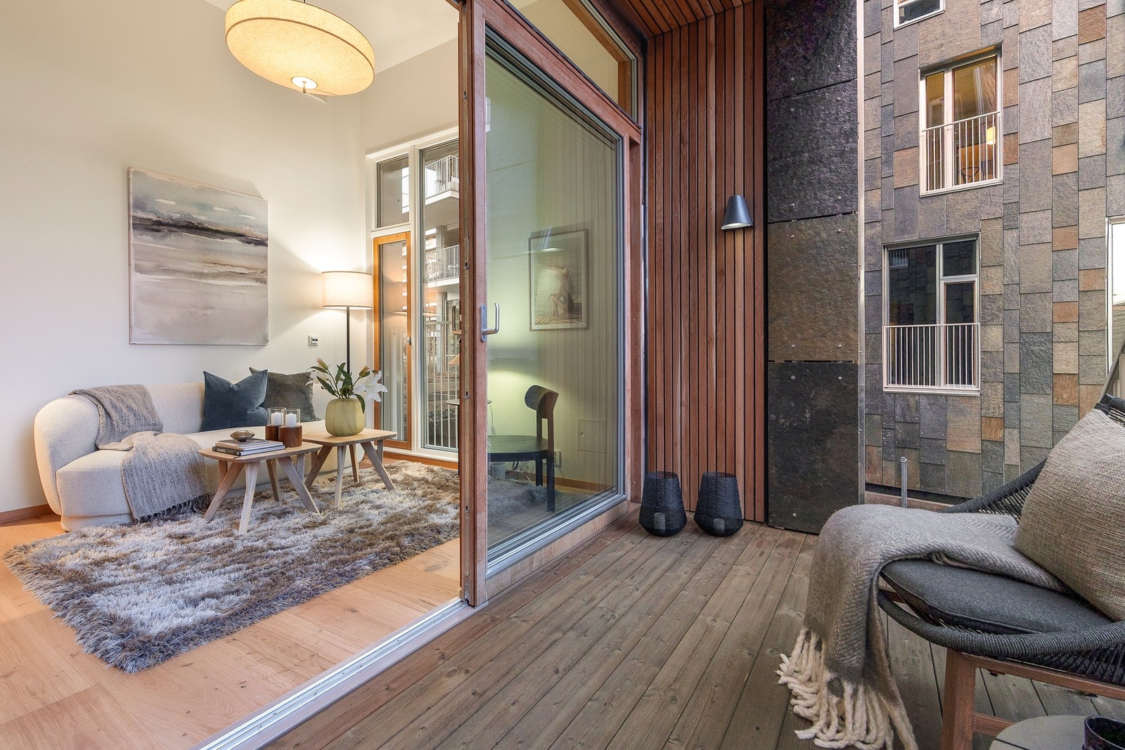 Perfekt flyt mellom stue og uteplass. Galleribilde