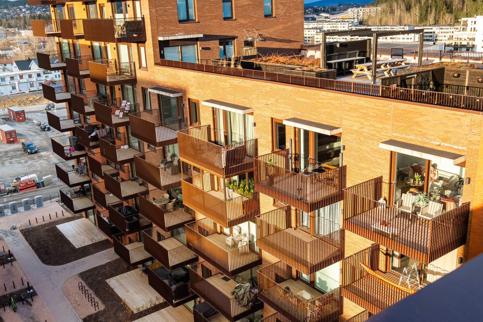 Den gode interne beliggenheten på leilgiheten byr på fine solforhold. Galleribilde