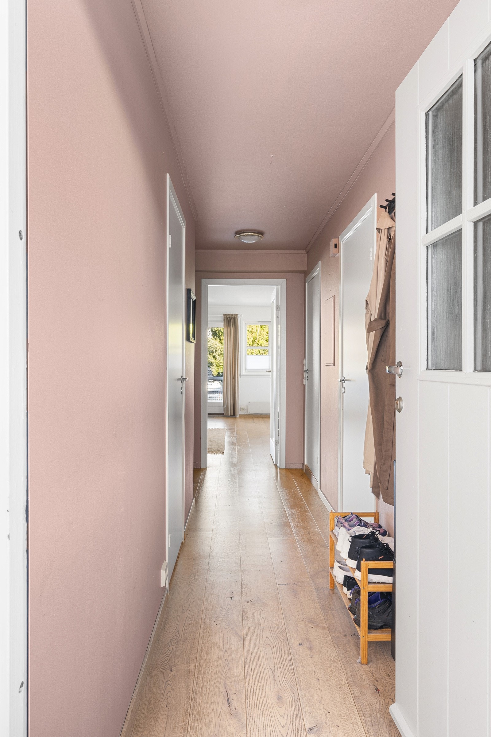 Velkommen inn i leiligheten. Galleribilde