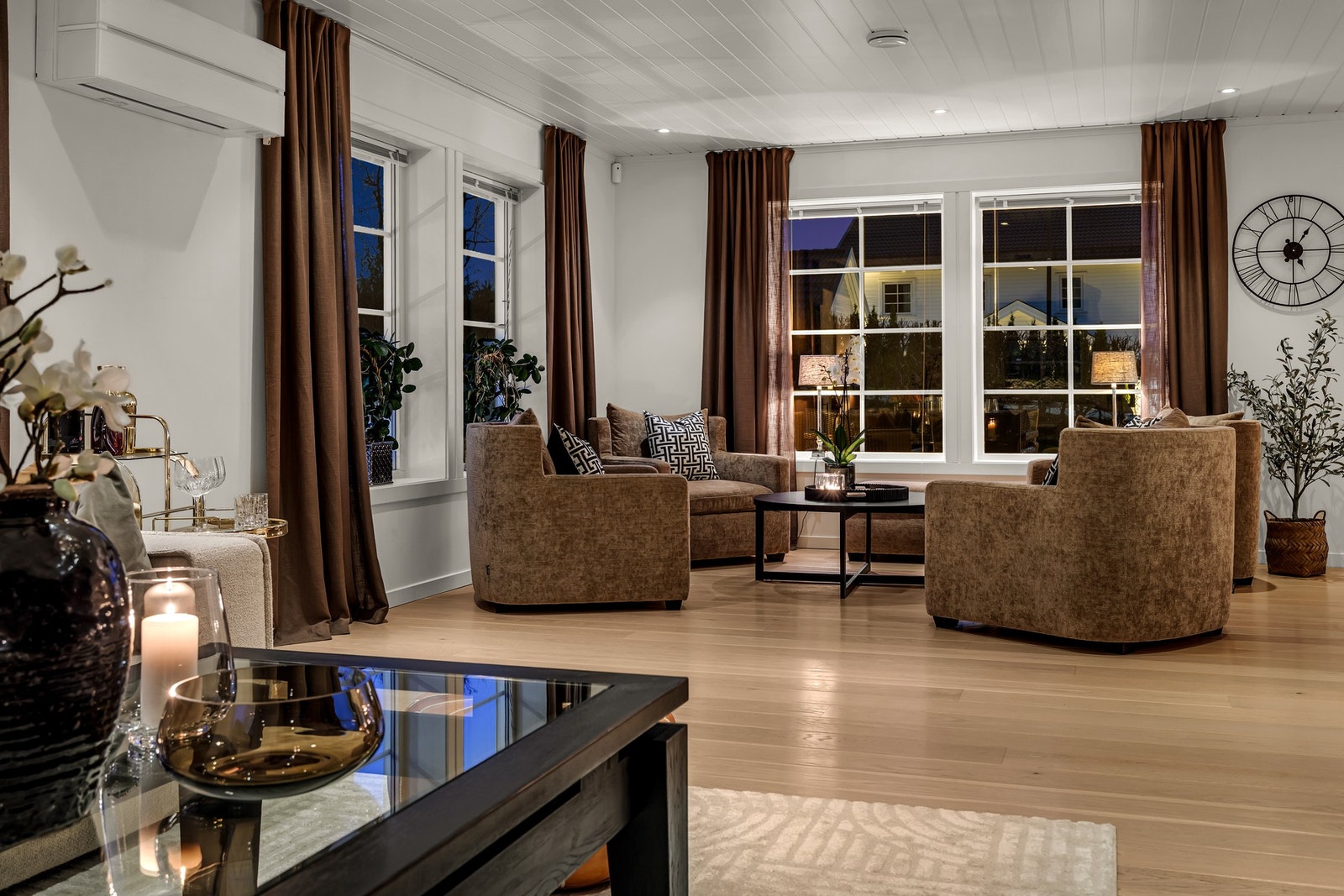 Hvordan ville du innredet den romslige stuen? Galleribilde