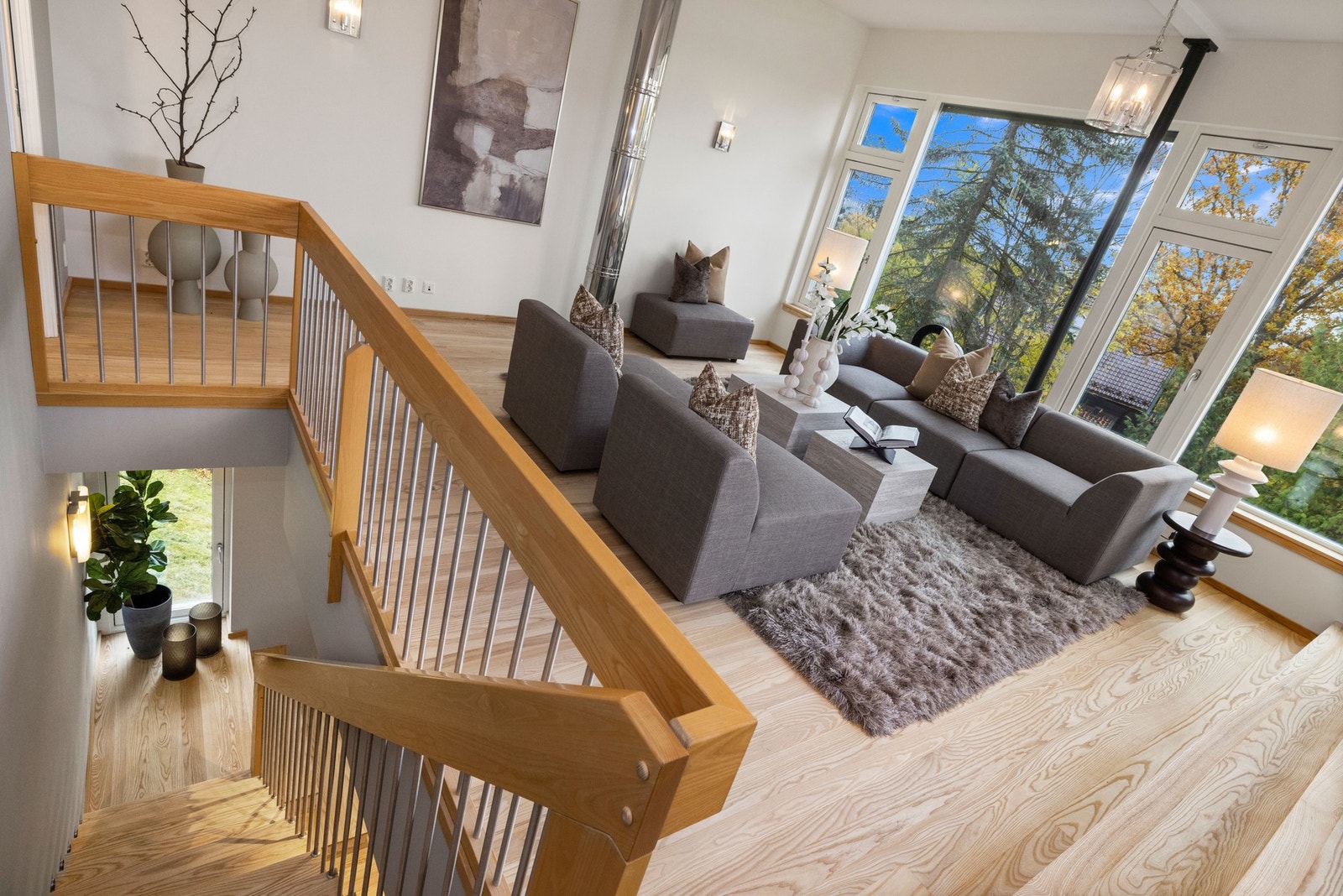 Trapp fra stuen til 2 etasje Galleribilde