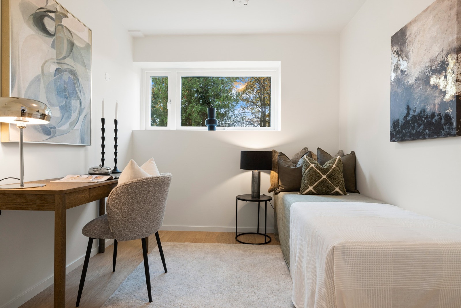 Soverom 4 med plass til seng og kontorløsning Galleribilde