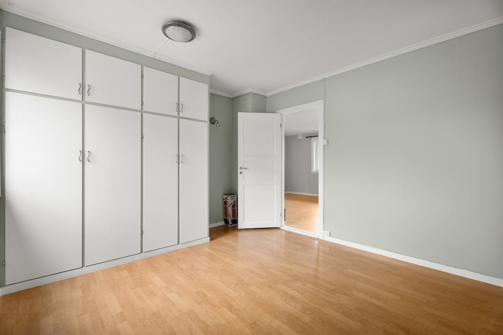 Det er to soverom i leiligheten av god størrelse. Galleribilde