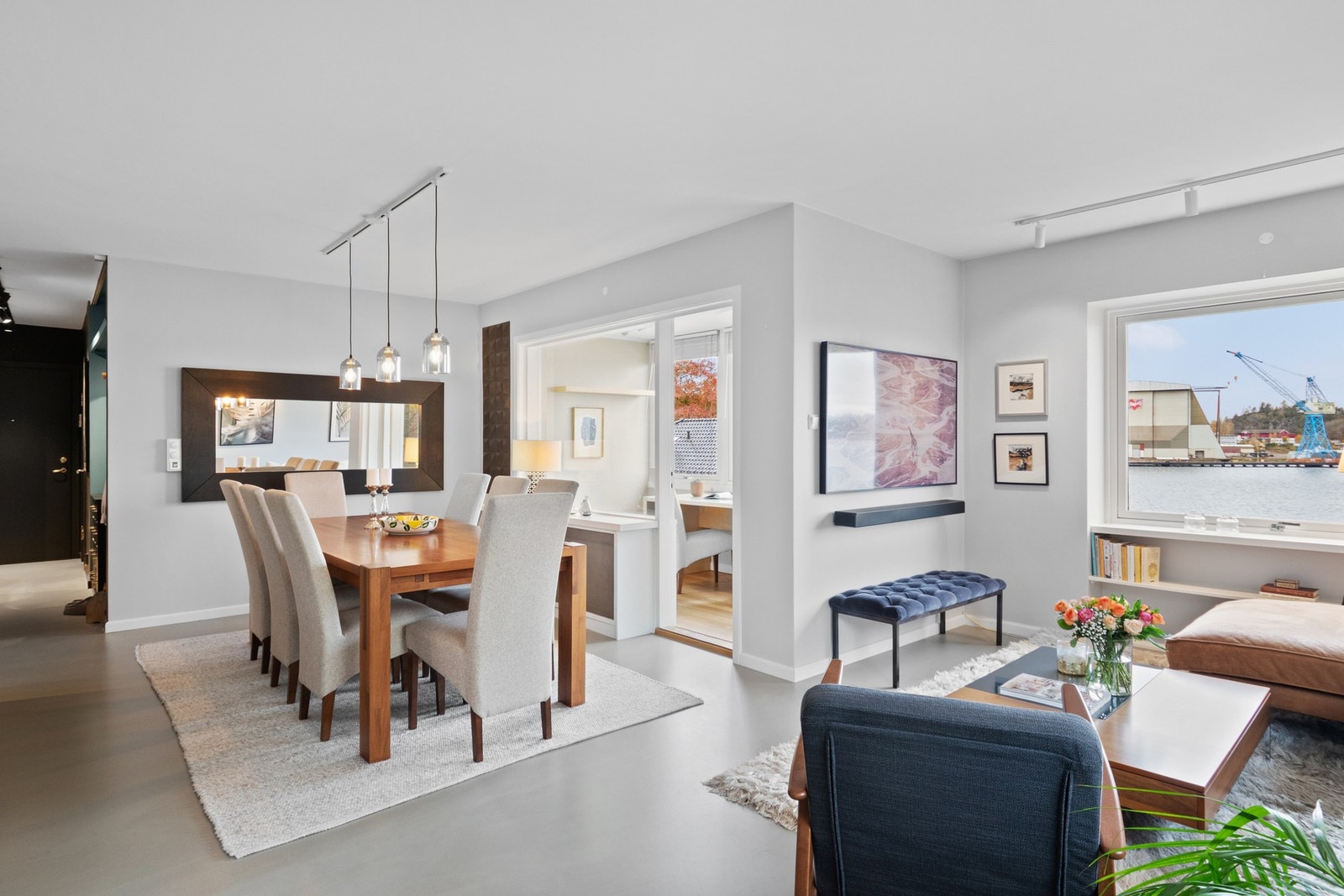 Åpent, men likevel avdelte soner. Galleribilde