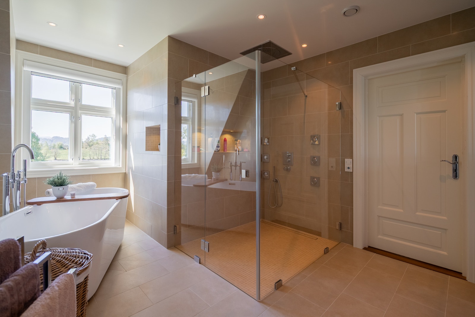 hovudbad i 2. etg Galleribilde