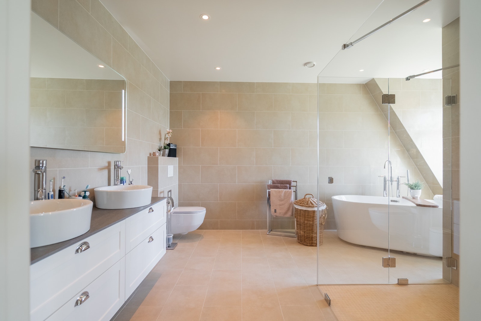 hovudbad 2. etg Galleribilde