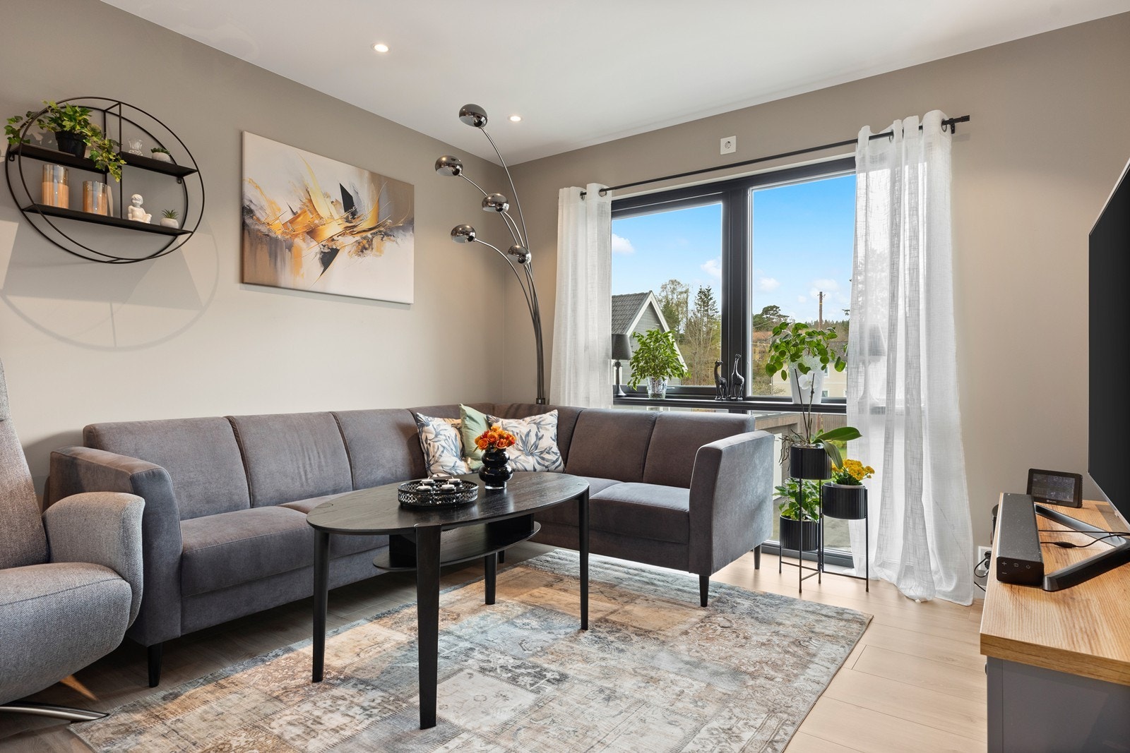 Koselig og møbleringsvennlig Tv krok. Galleribilde