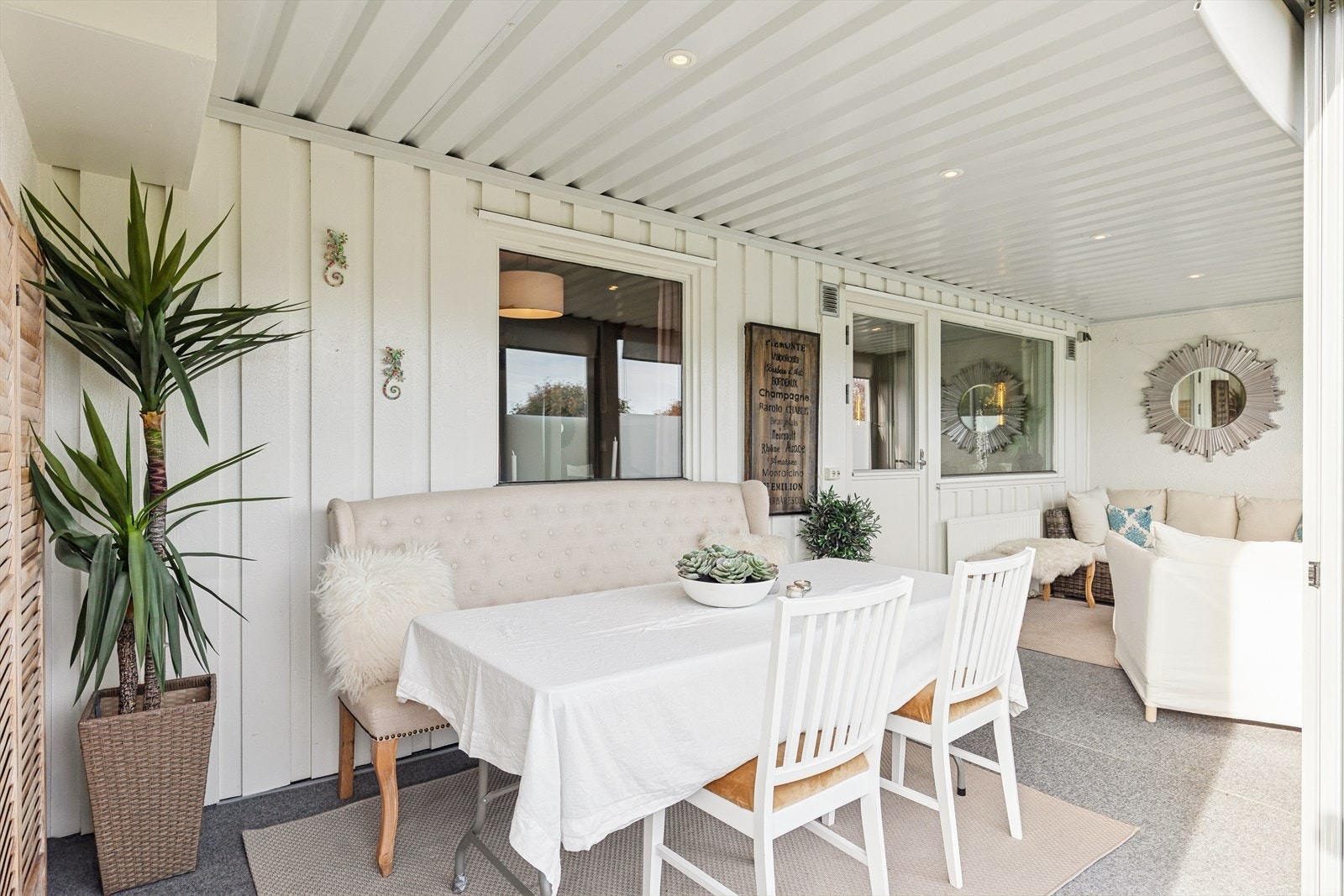 Her har du plass til å nye fine sommerdager med venner og familie. Galleribilde