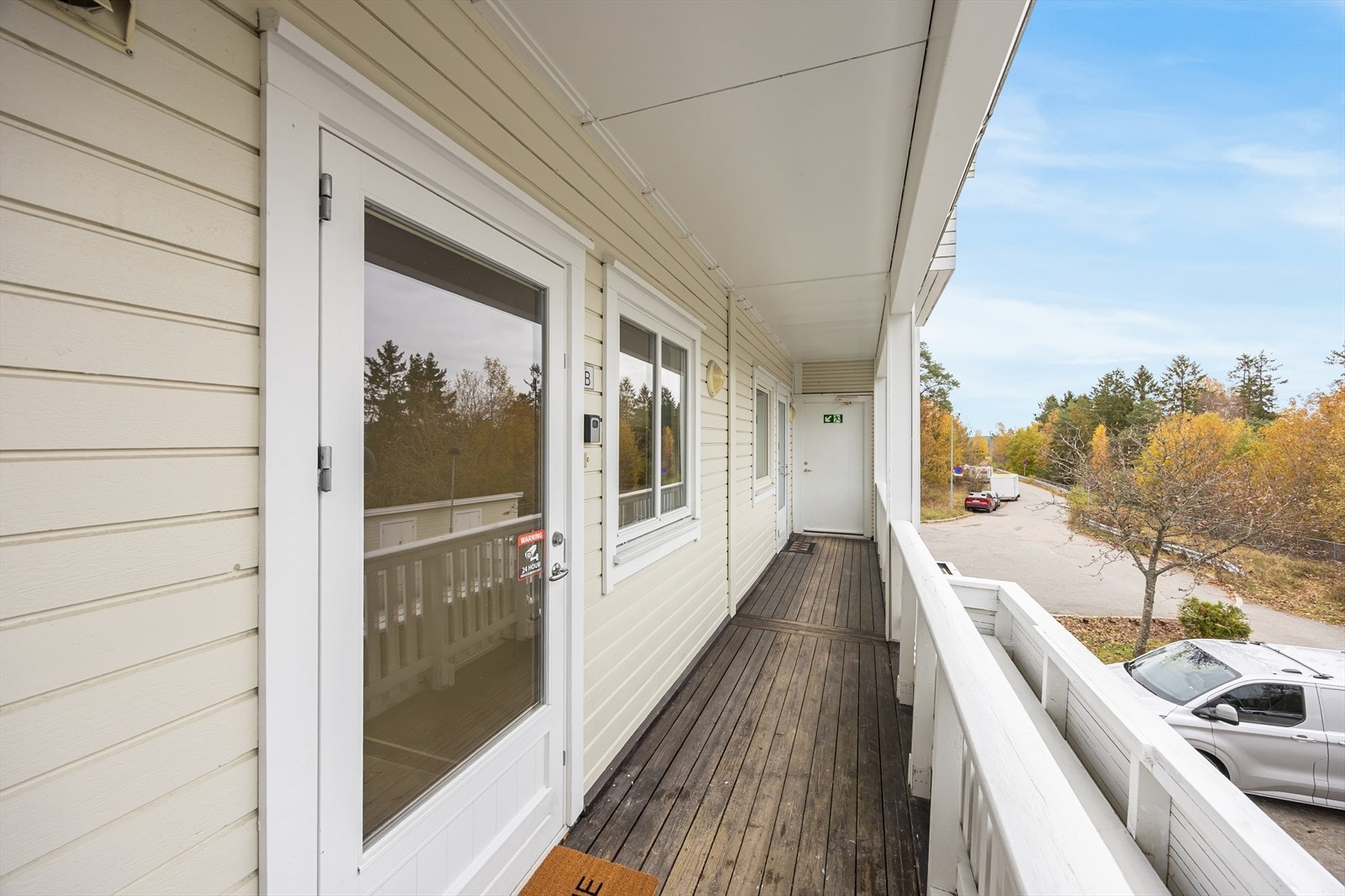 Inngangsparti. Galleribilde