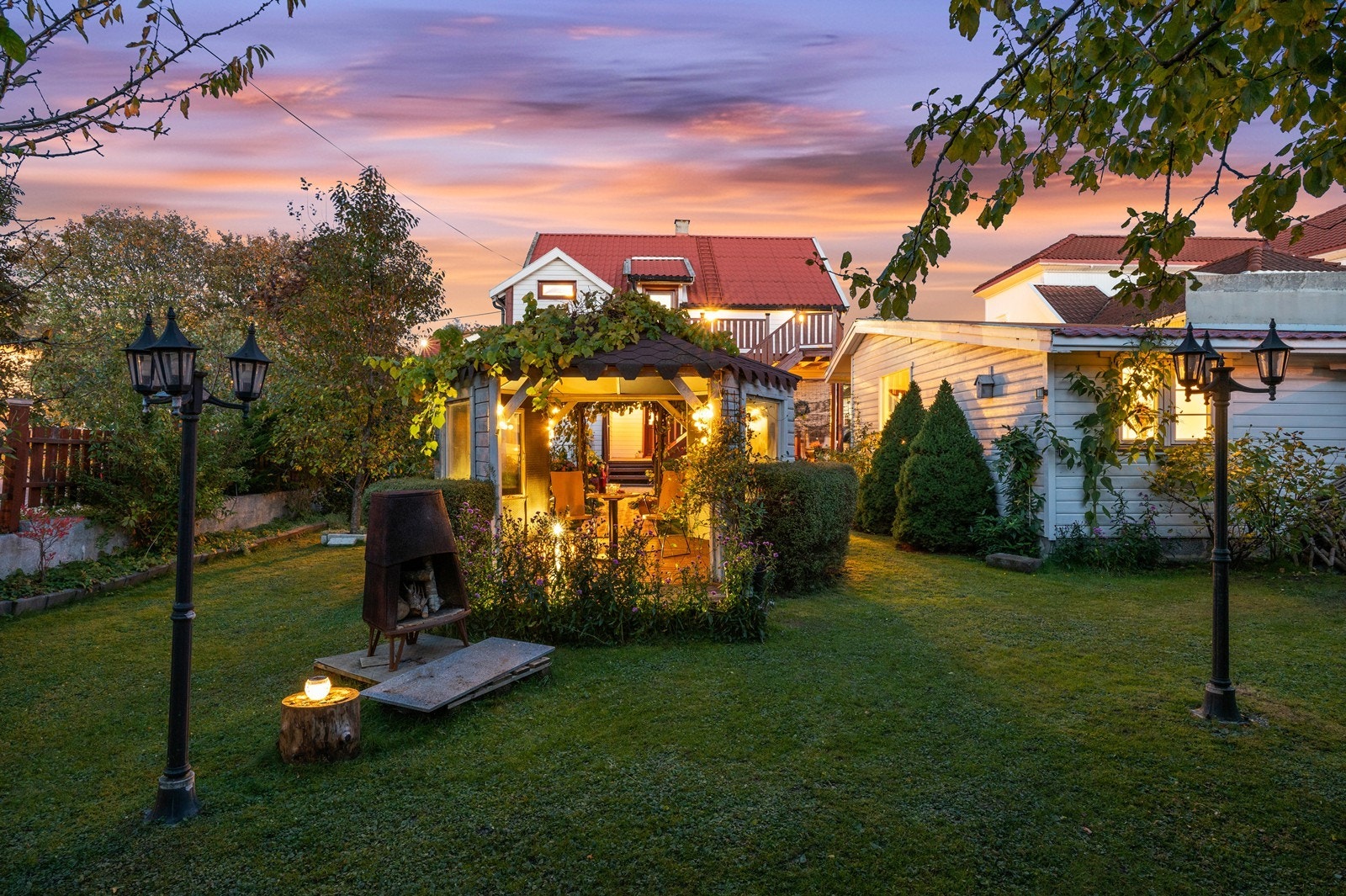 Velkommen til Mulvads gate 7 - Eldre enebolig med 2 kjøkken og 2 bad - Nydelig opparbeidet frukthage - ca 2 km til Fredrikstad sentrum Galleribilde