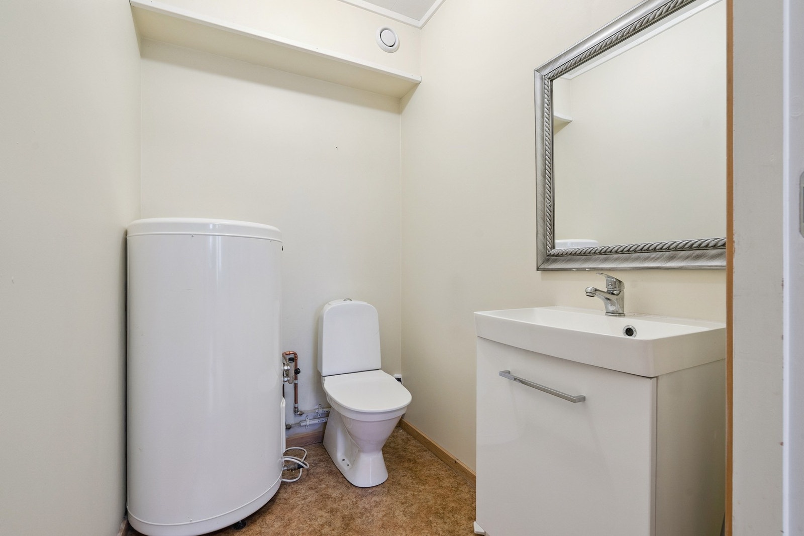 Toalettrom i utleiedel Galleribilde