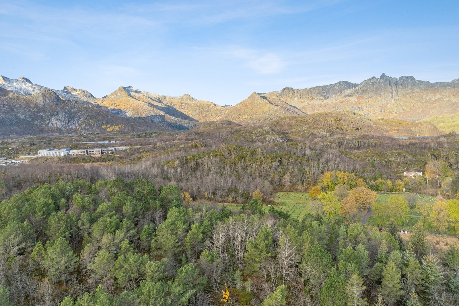 Bak boligen ligger Kabelvågmarka Galleribilde
