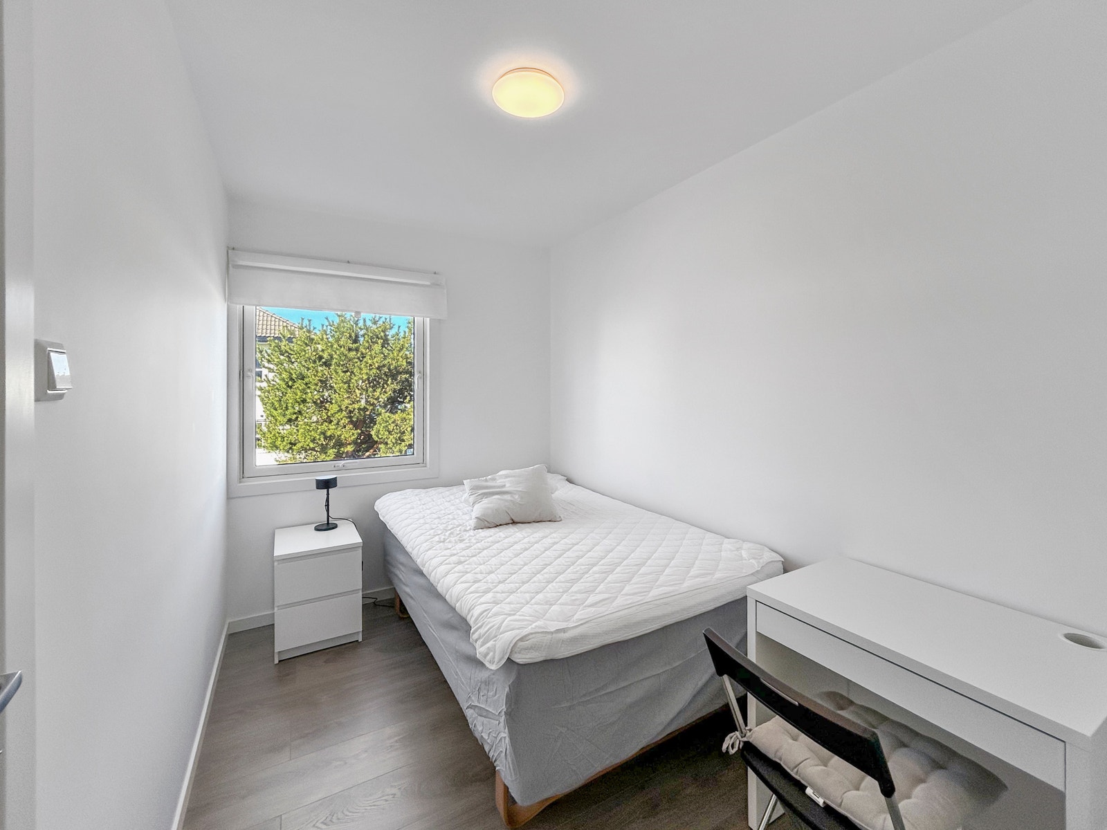 Soverom nr. 2. Galleribilde