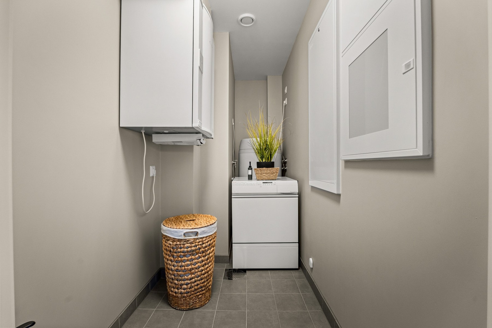 Praktisk bod/vaskerom Galleribilde