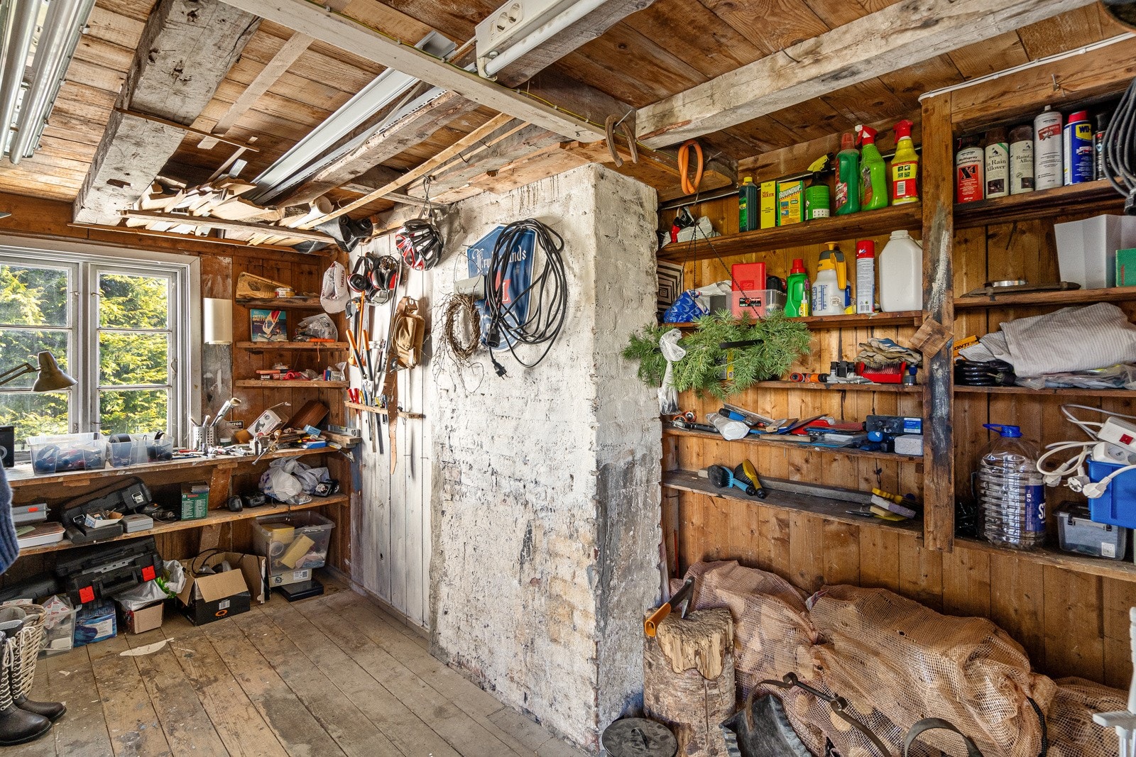 Innholdsrik bod Galleribilde