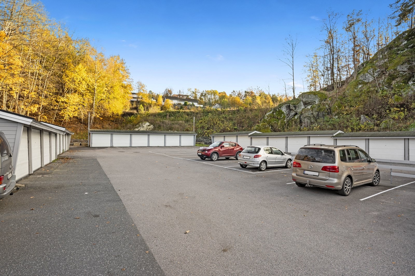 Mulighet for garasjeplass etter venteliste internt i borettslaget. Galleribilde