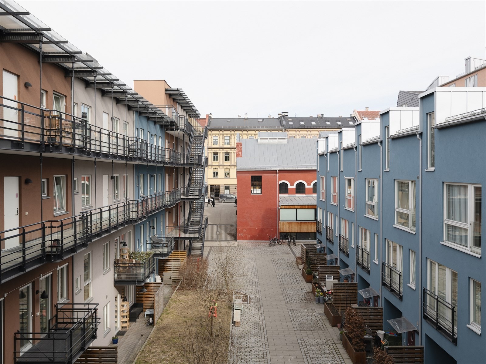 Sameiet Grüner Village består av 4 bygninger med til sammen 76 seksjoner. Galleribilde
