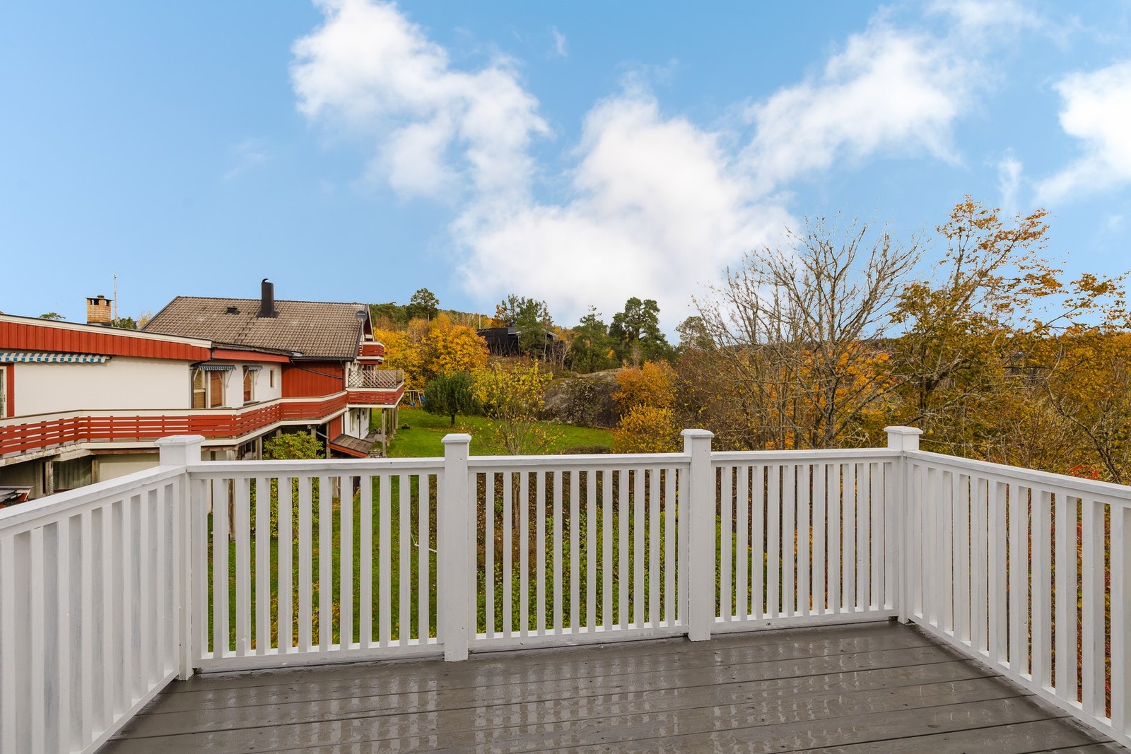 Her kan man nyte fine dager Galleribilde