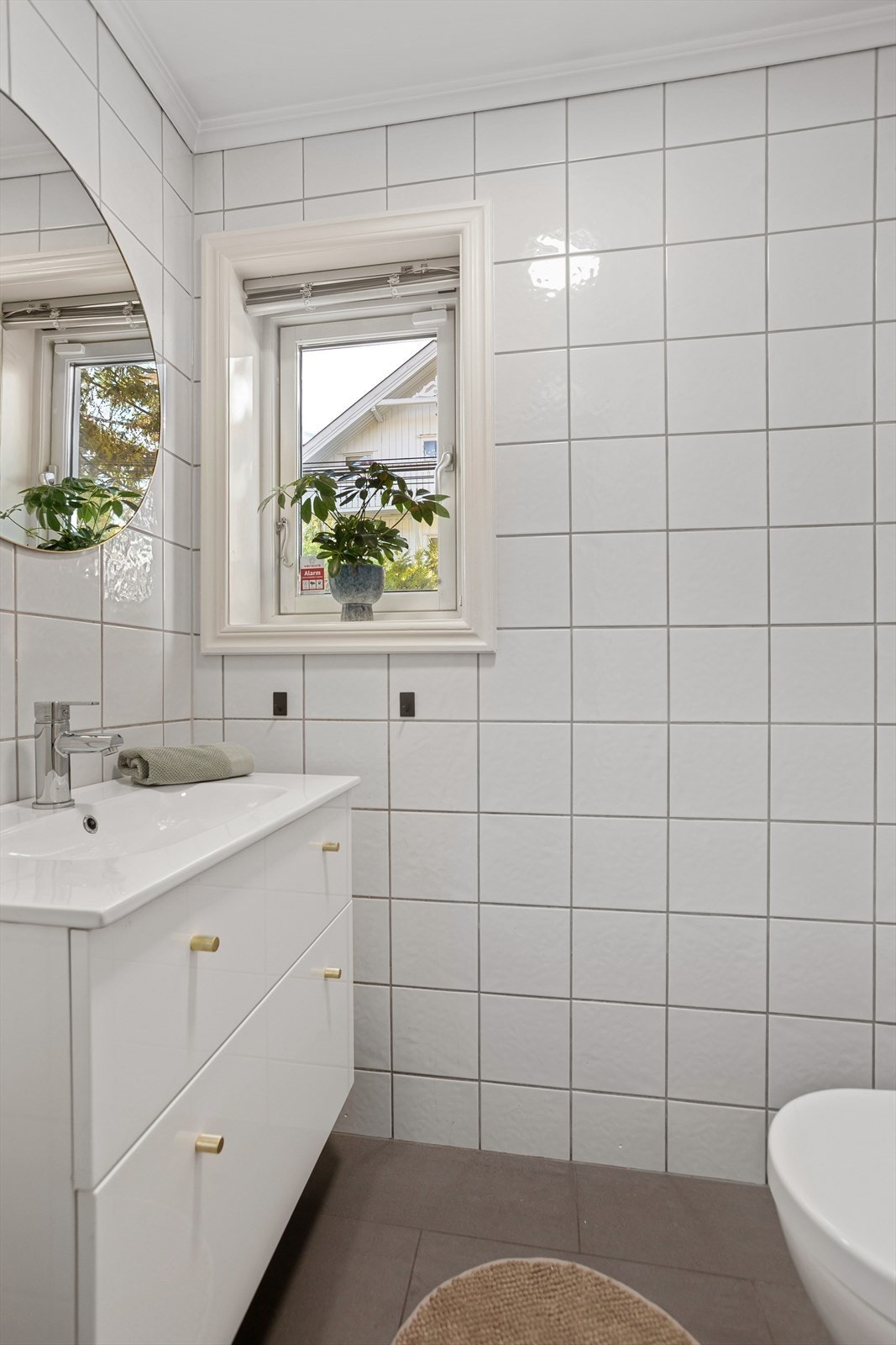 Praktisk wc i 1. etasje. Galleribilde