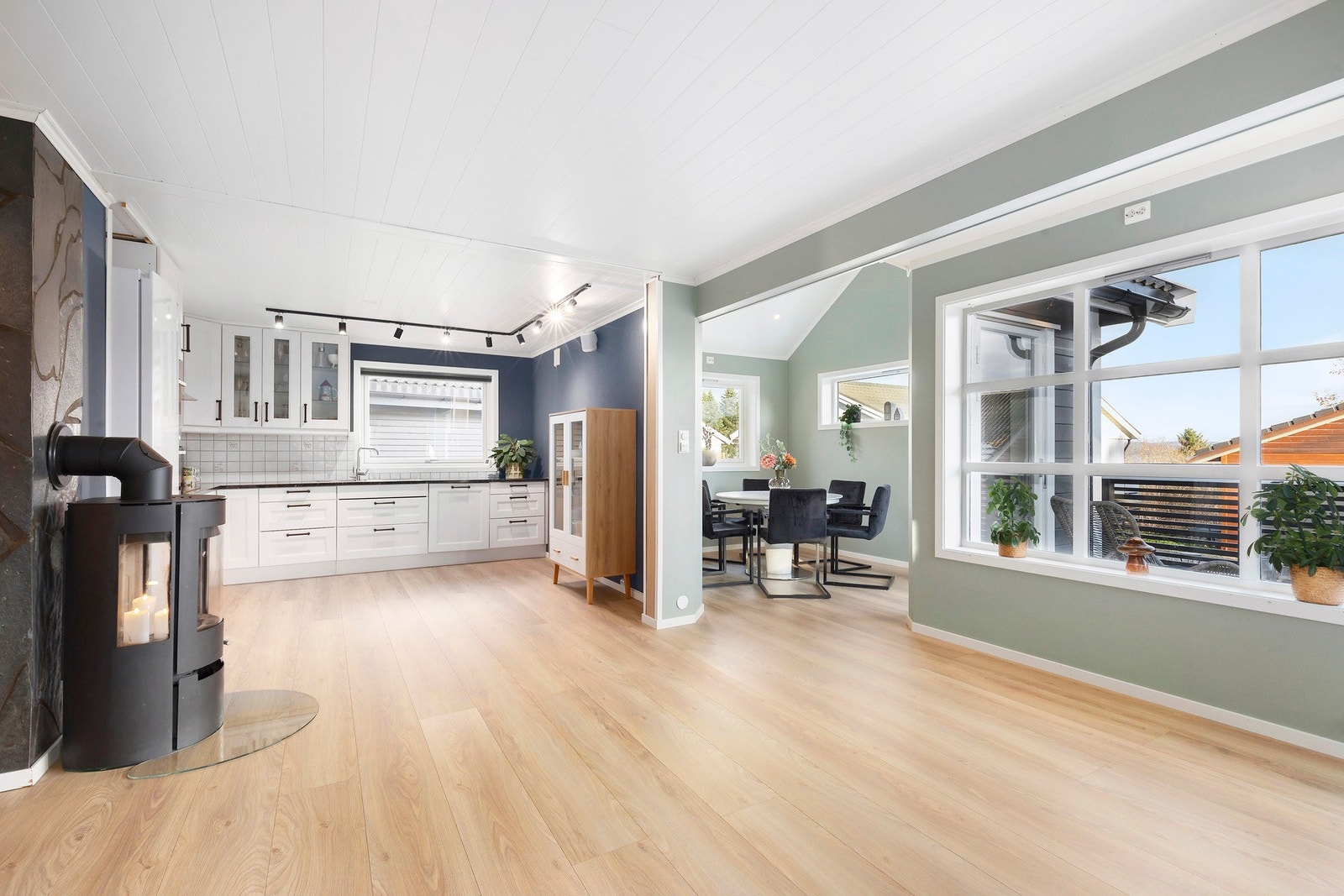 Spisestue ble bygget ut i 2019. Galleribilde