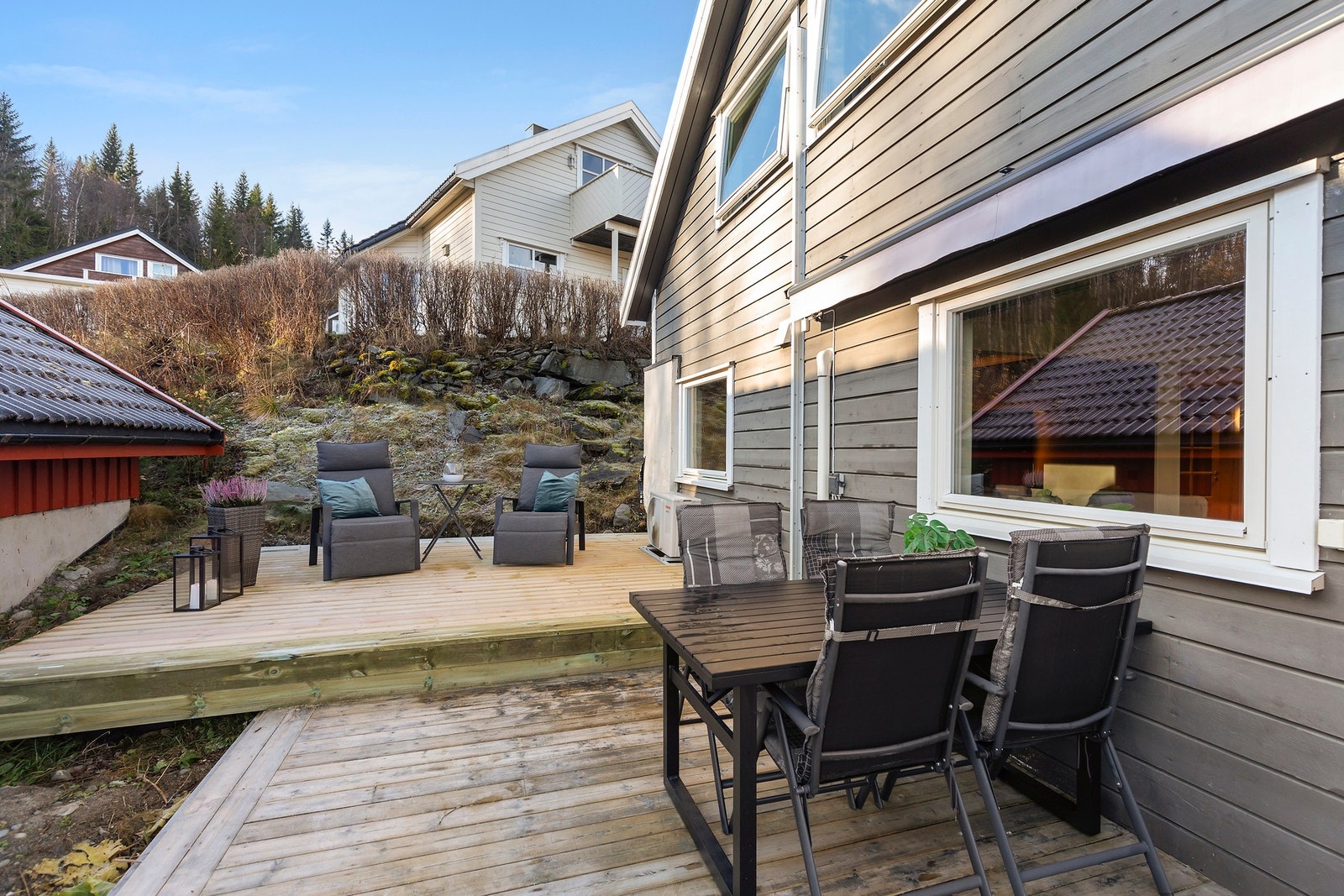 Gode solforhold - Terrassen ble sist påbygd i 2025. Galleribilde