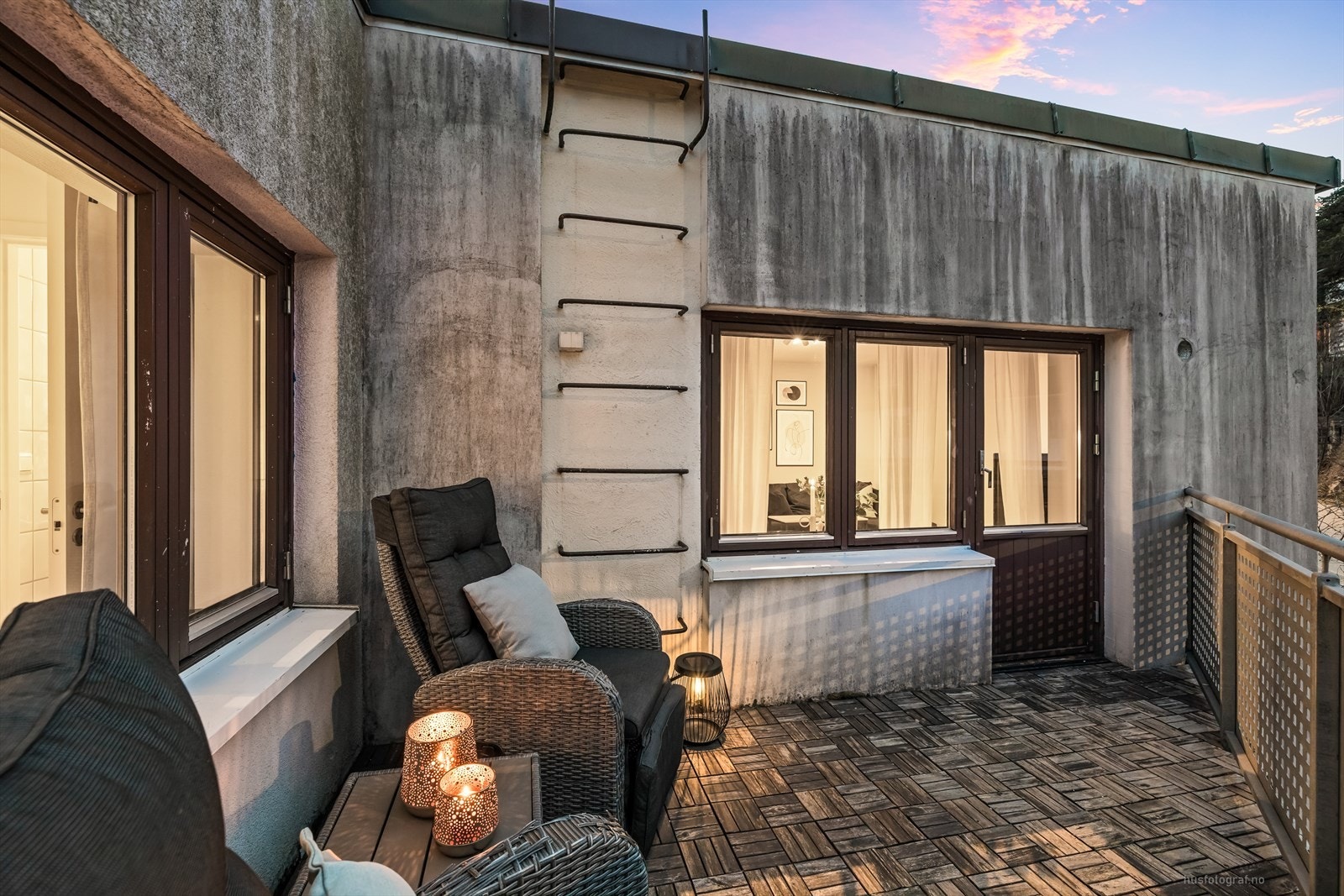 Balkong på 8 kvm med plass til utemøblement. Galleribilde