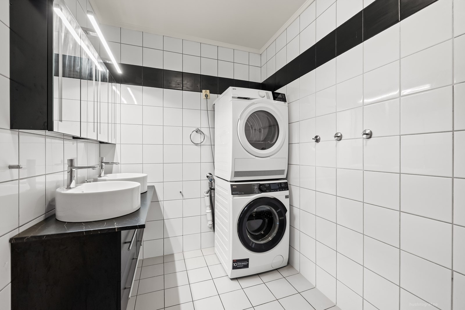 Det er opplegg for vaskemaskin og tørketrommel. Galleribilde