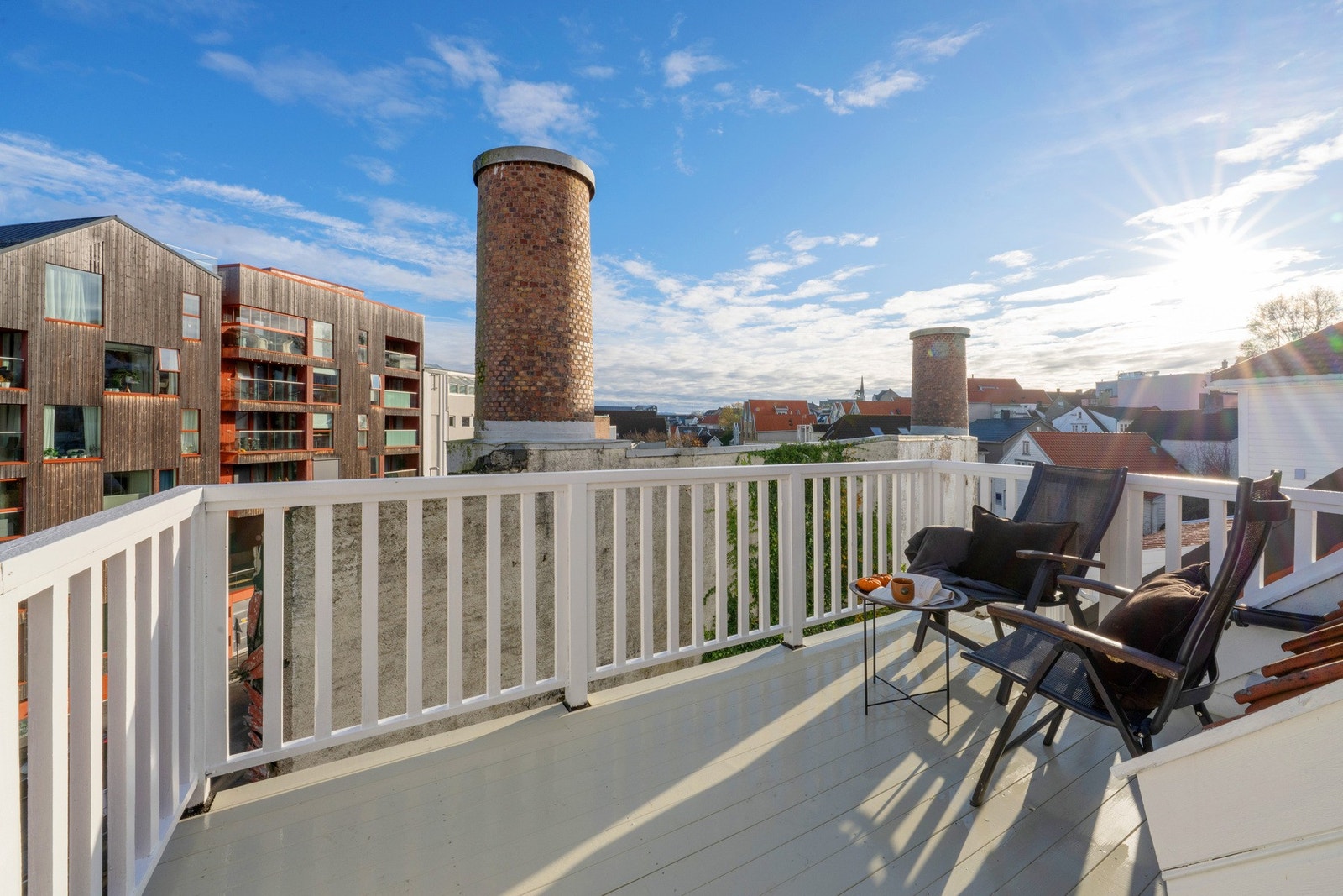 Takterrasse hvor det er fantastisk å nyte finne sommerdager. Galleribilde