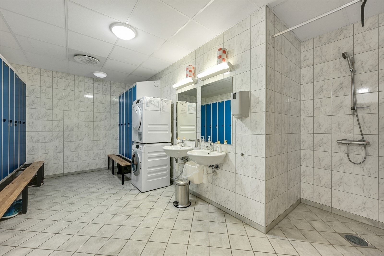 Garderobe Galleribilde