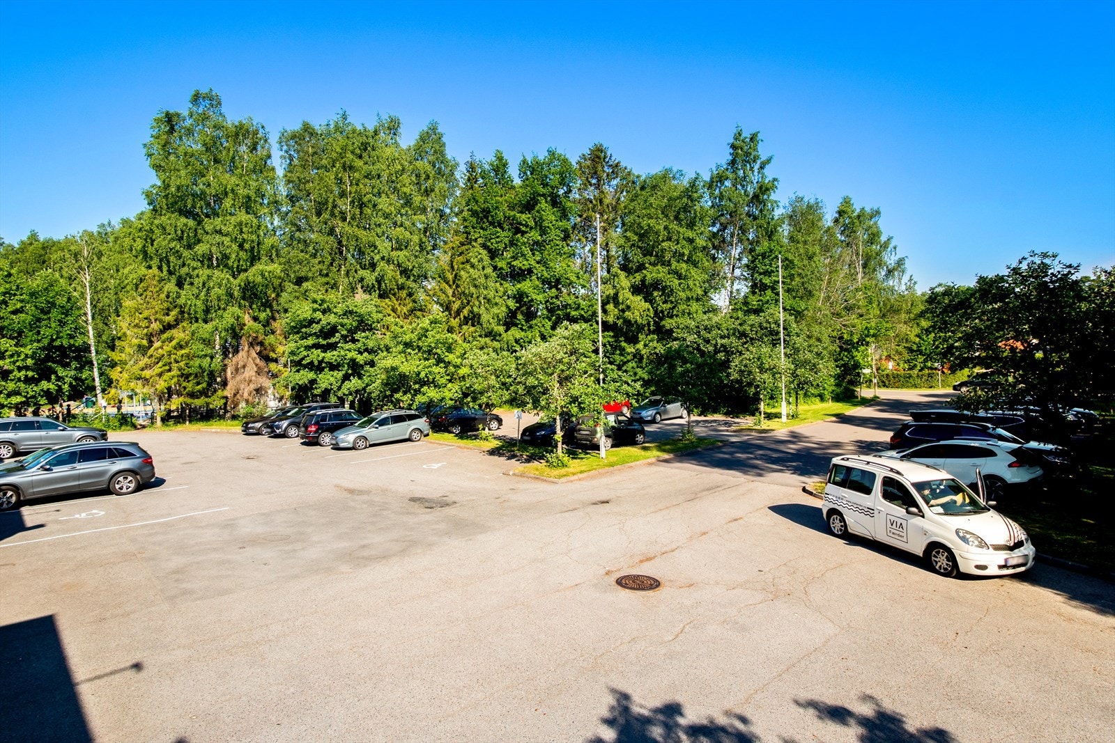 God parkeringsdekning Galleribilde