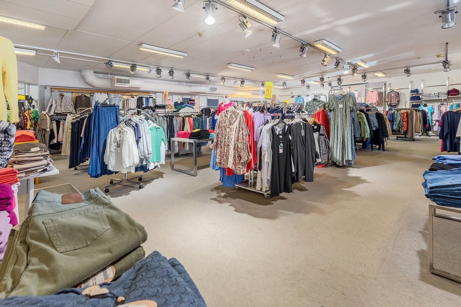 Næringslokaler i plan 1 utleid til Kildal-Madslien AS Galleribilde