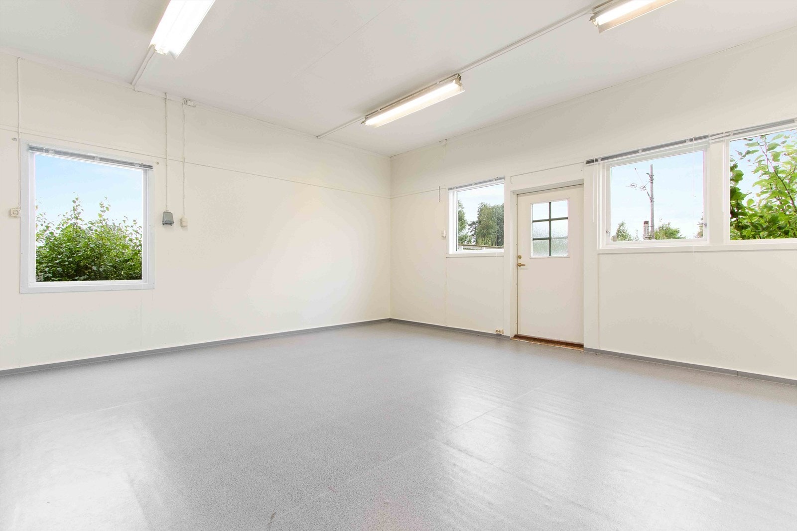 011.jpg Galleribilde