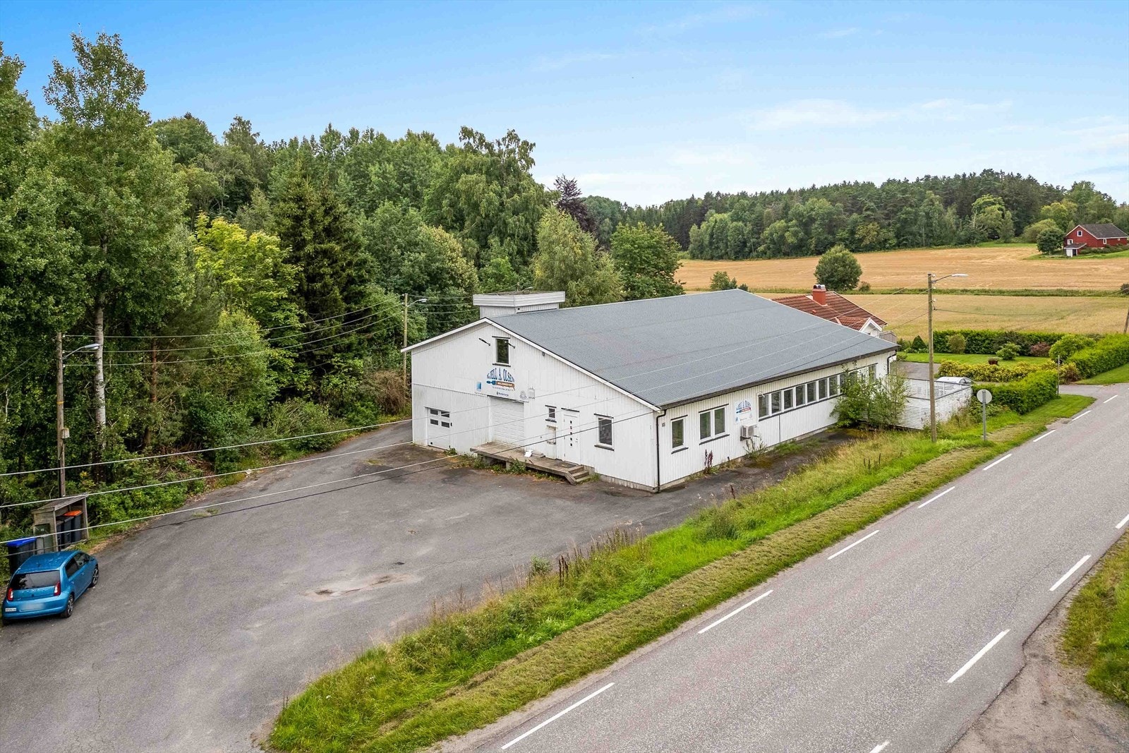 001.jpg Galleribilde