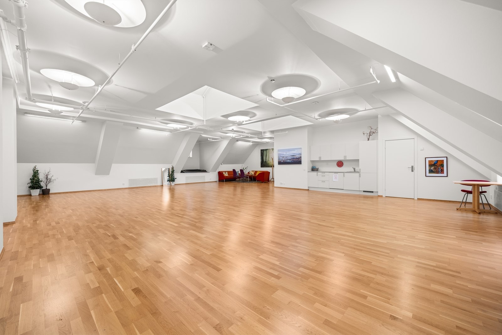 4.etg. 250 kvm Galleribilde