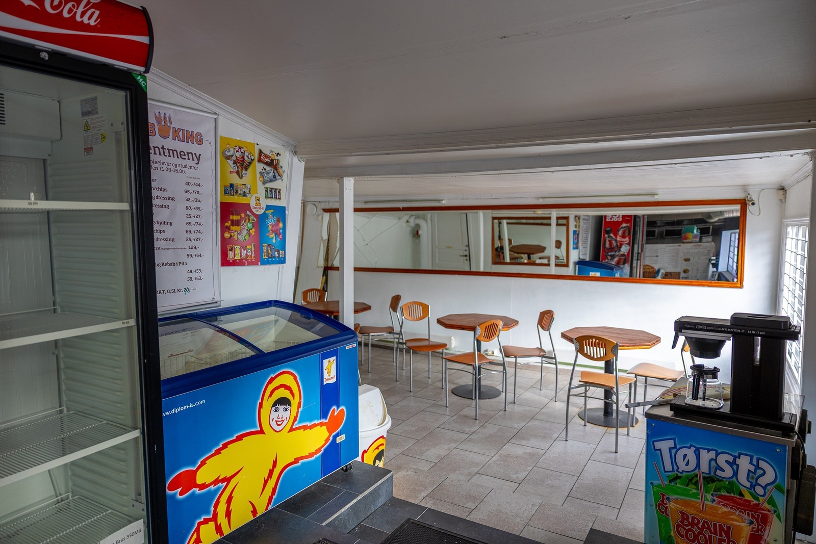 9K9A0557-2.jpg Galleribilde