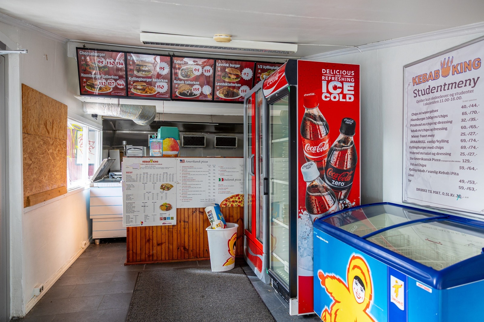 9K9A0564-2.jpg Galleribilde