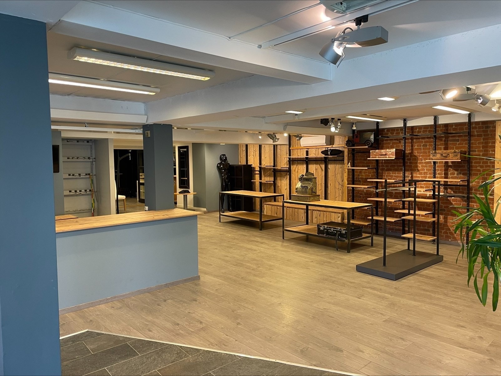 Butikk/serveringslokale. Galleribilde