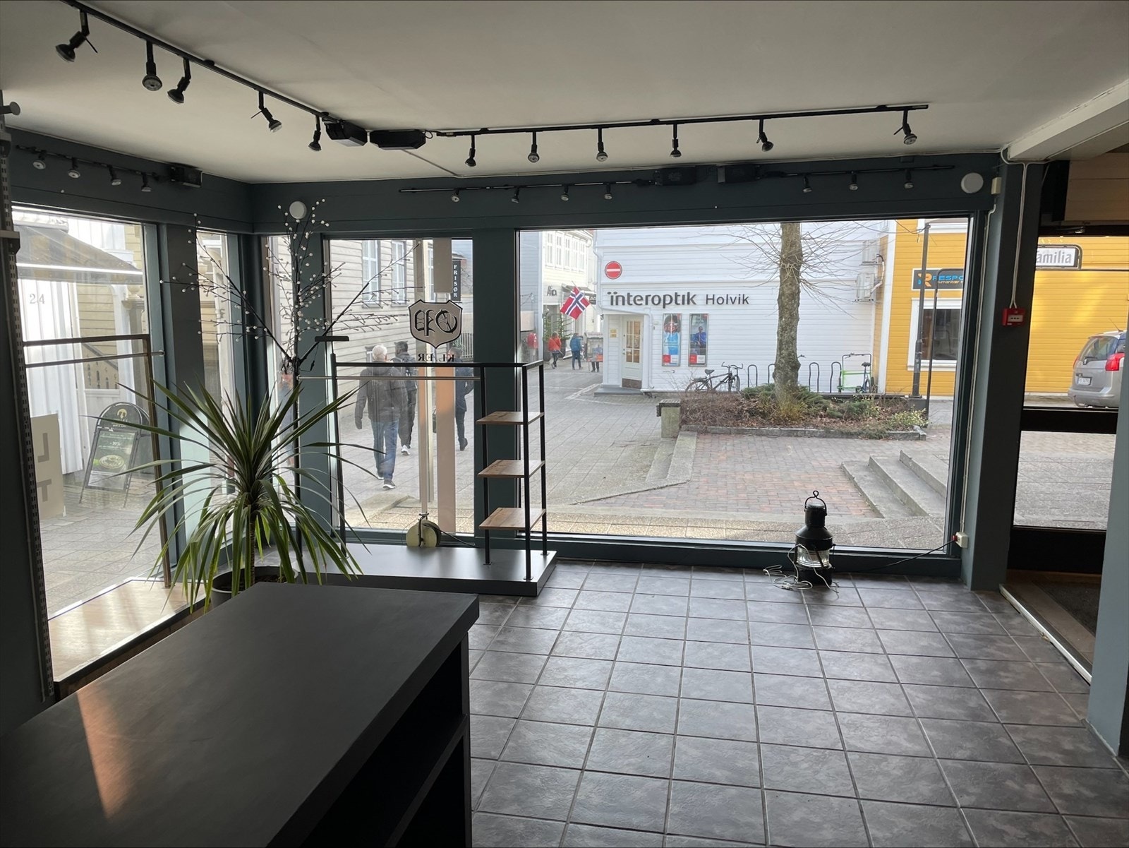 Butikk/serveringslokale. Galleribilde