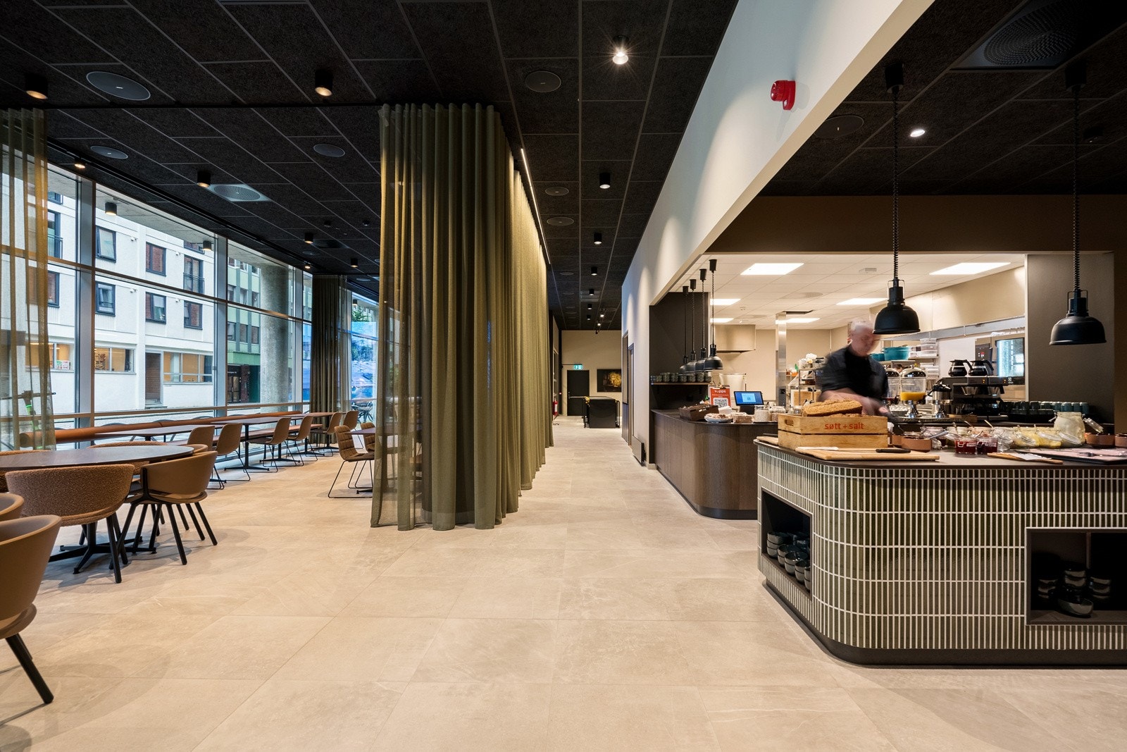 "Kantinen" byr på et variert og smakfullt tilbud i hyggelige omgivelser. Galleribilde