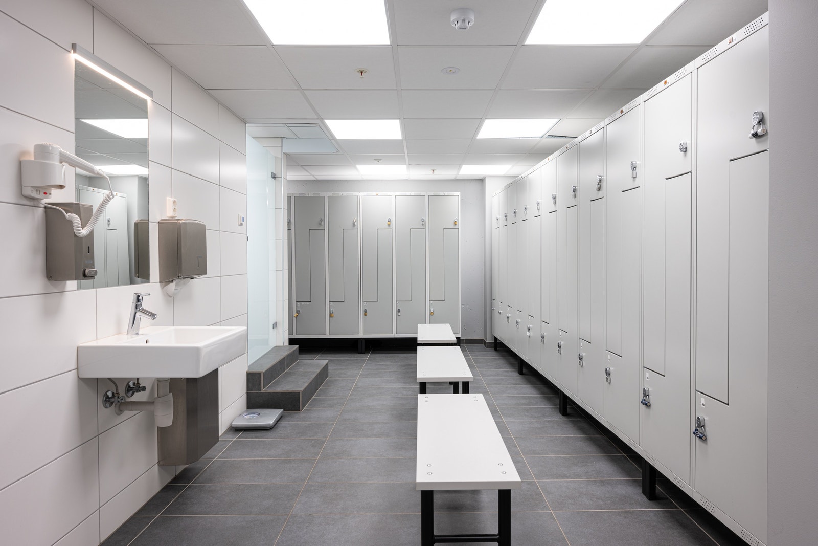 Garderobe/dusj Galleribilde